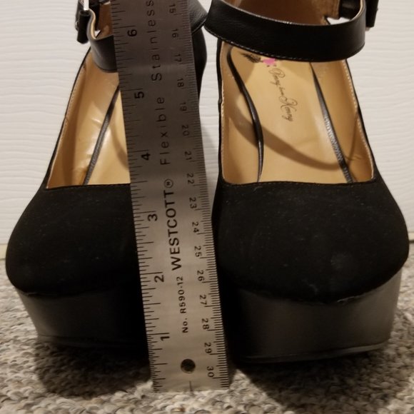Penny Loves Kenny Very Comfortable 6.5 inch Platform Wedge Heels - Picture 11 of 12